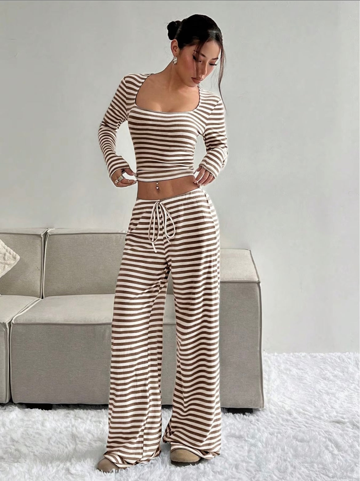 Two-Piece Stripe Set – Square-Neck Crop & Drawstring Wide-Leg Pants
