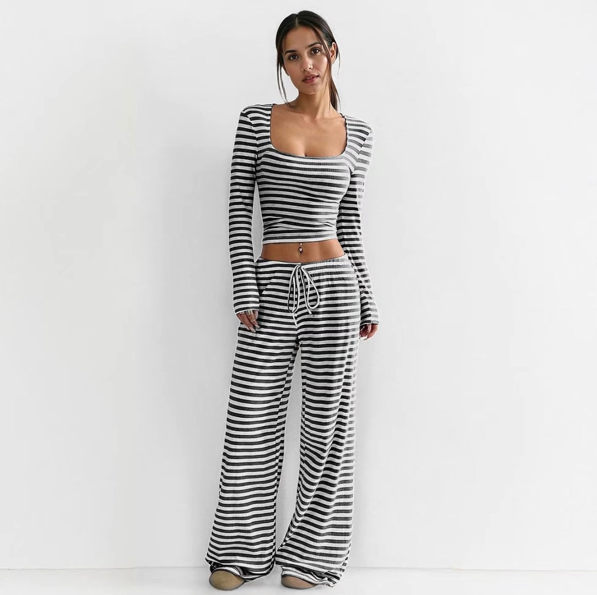 Two-Piece Stripe Set – Square-Neck Crop & Drawstring Wide-Leg Pants