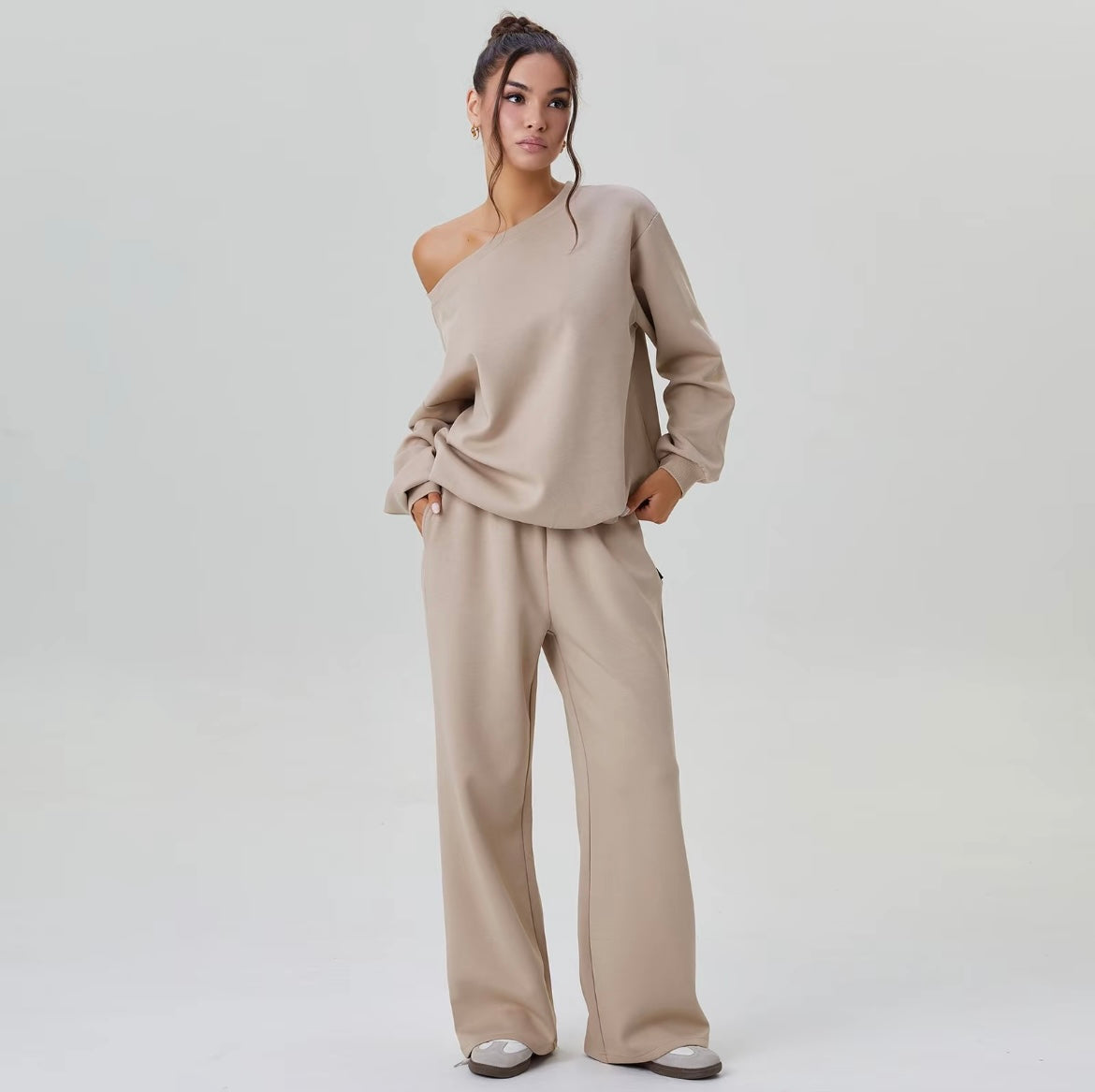 The Allure Lounge Set – Soft Lines, Effortless Style