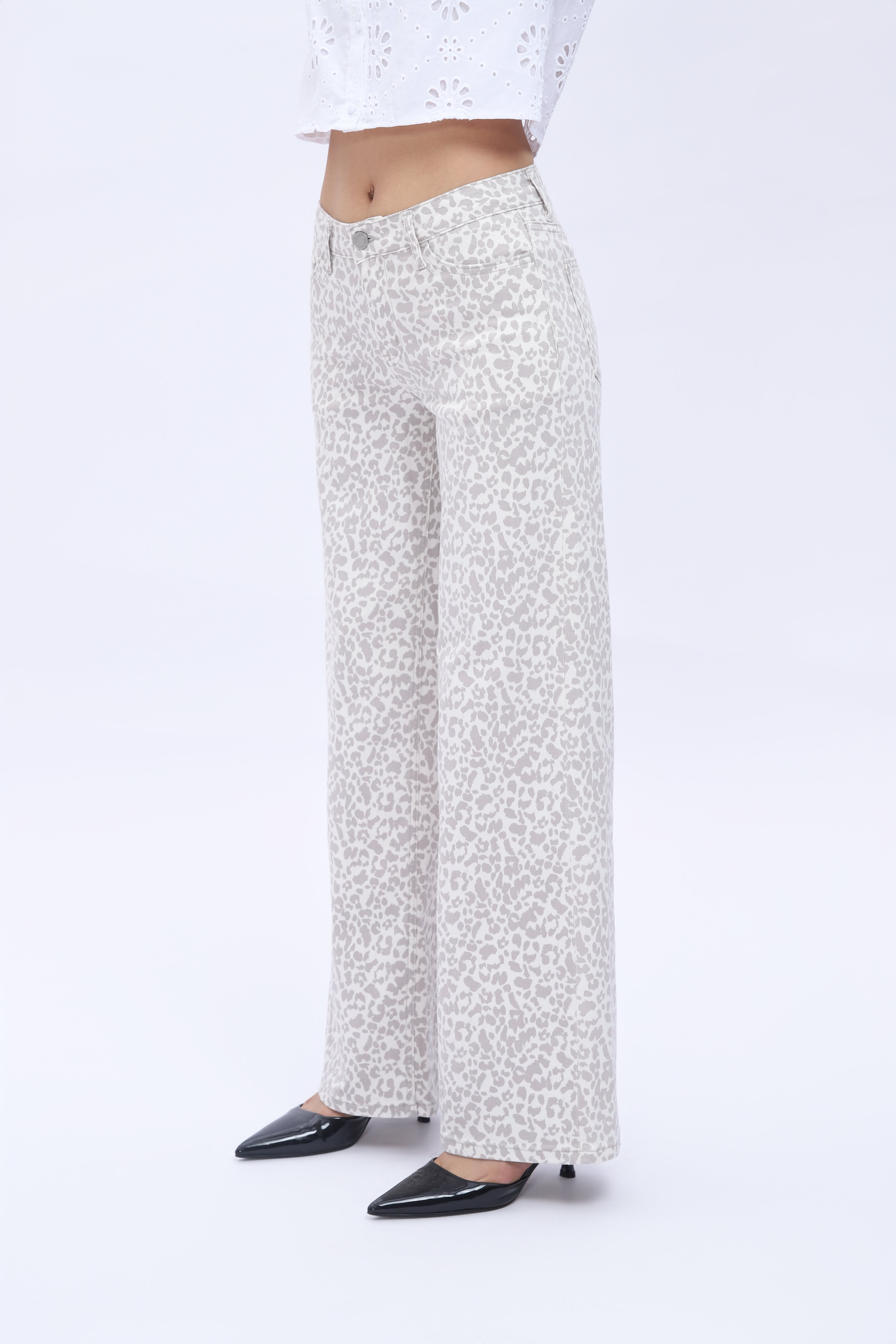 Mid-Low Rise Baggy Wide-Leg Jeans – Stretch Denim