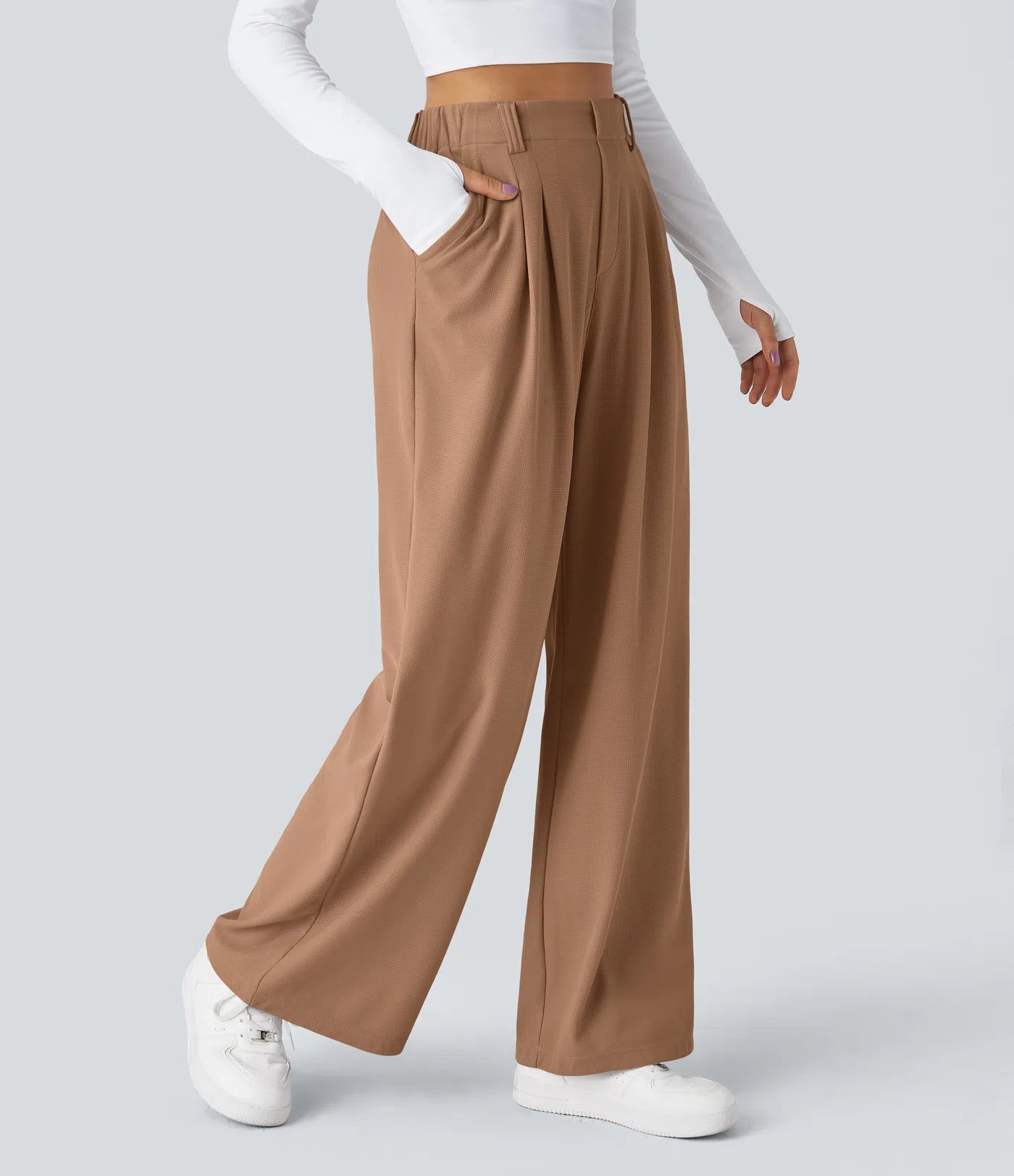 Embossed Wide-Leg Tailored Pants – High-Waist Fit