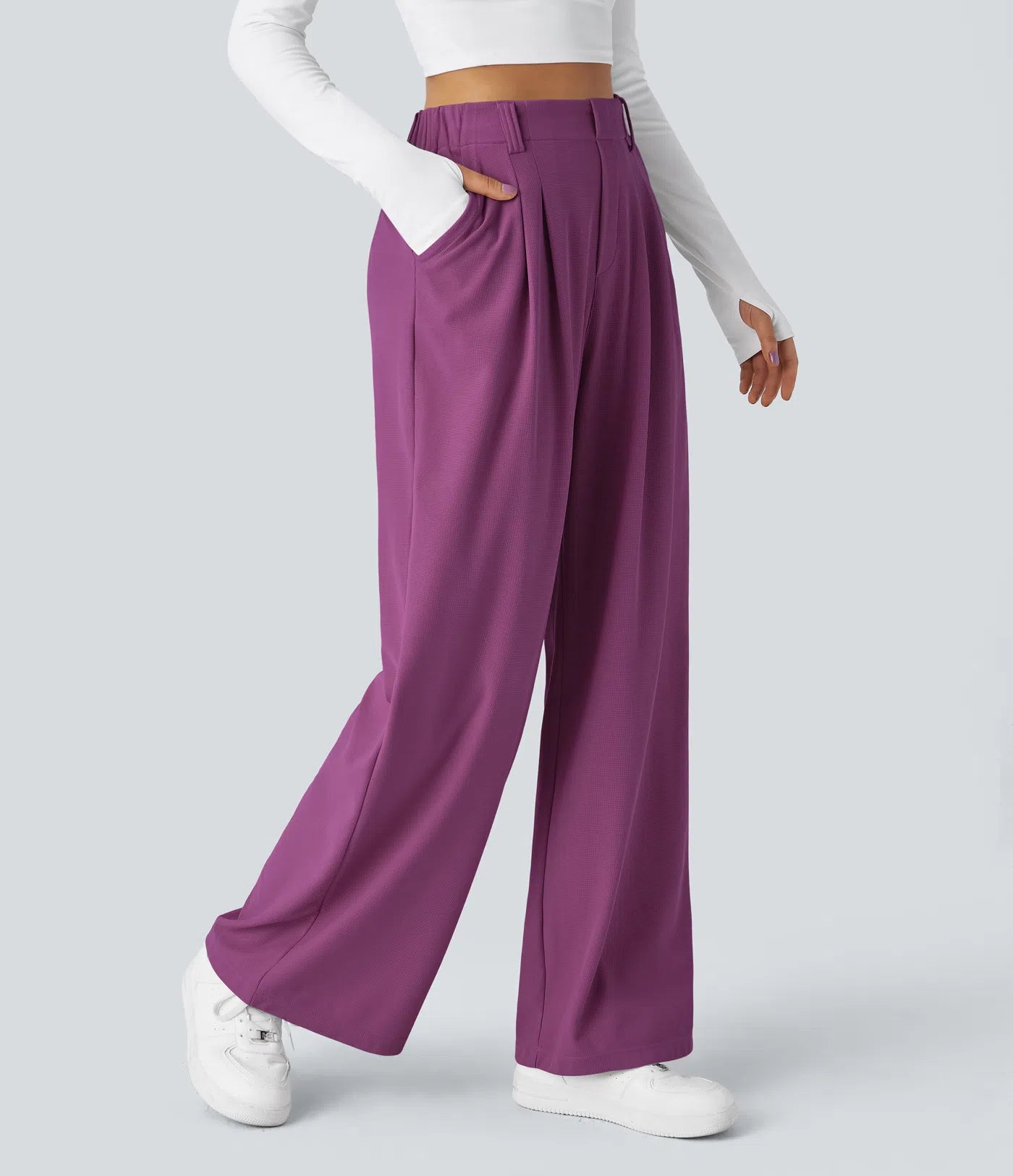 Embossed Wide-Leg Tailored Pants – High-Waist Fit