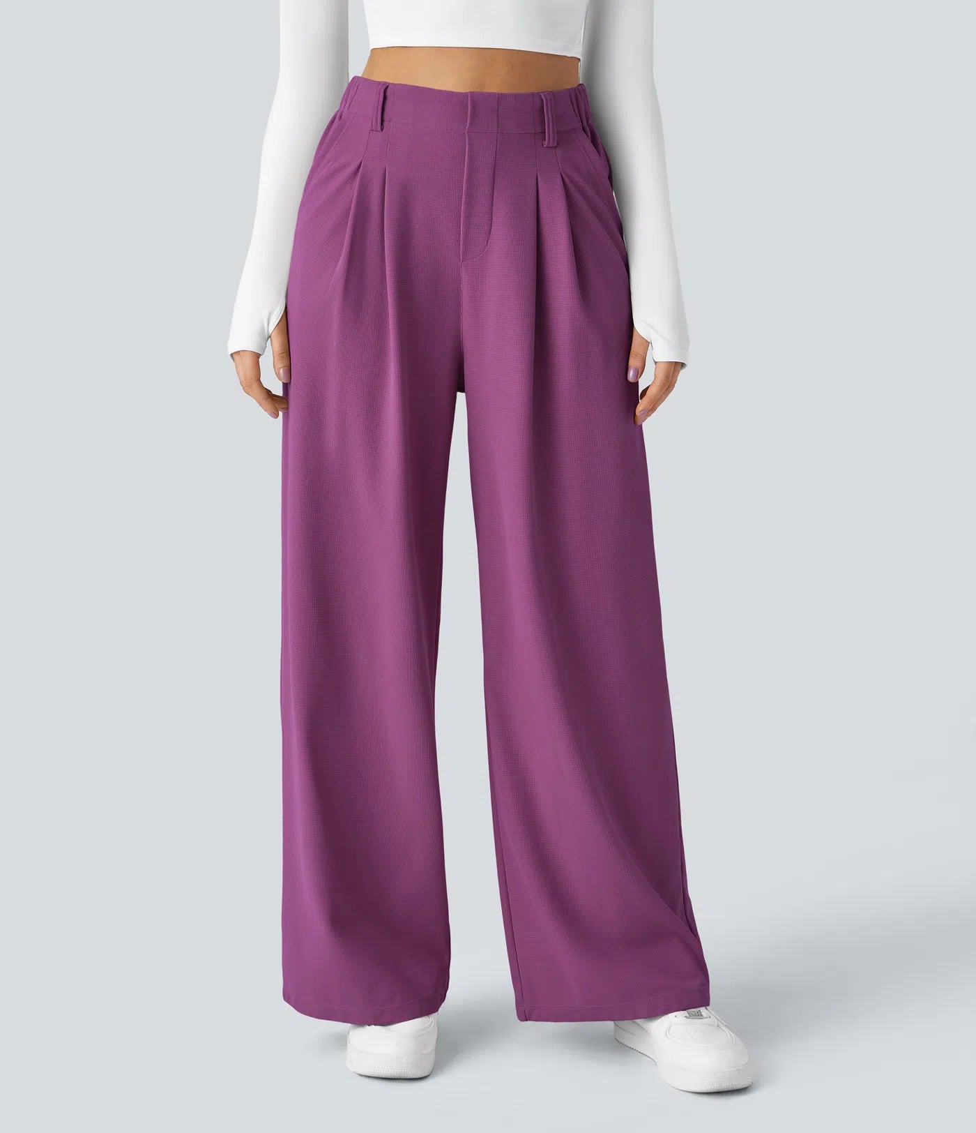Embossed Wide-Leg Tailored Pants – High-Waist Fit