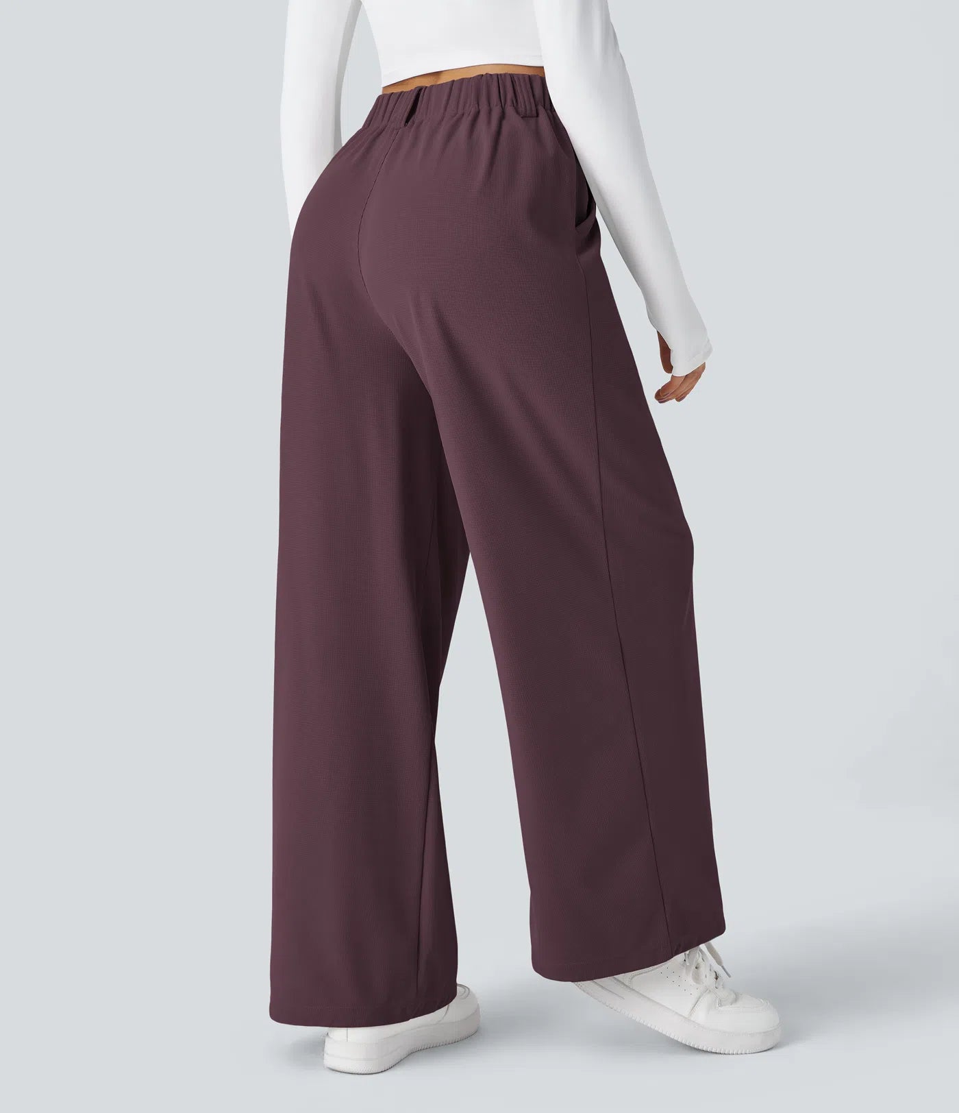 Embossed Wide-Leg Tailored Pants – High-Waist Fit
