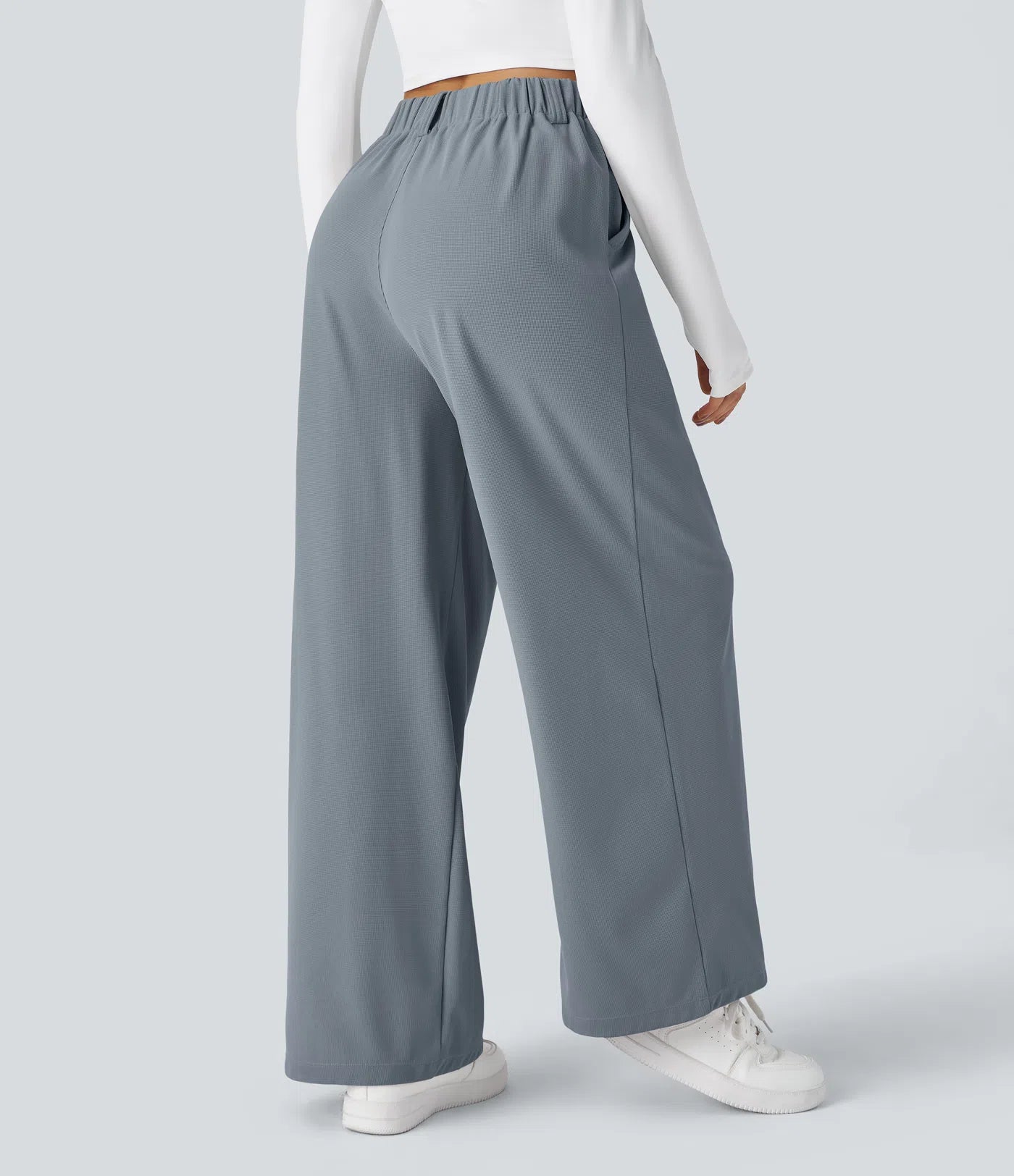 Embossed Wide-Leg Tailored Pants – High-Waist Fit