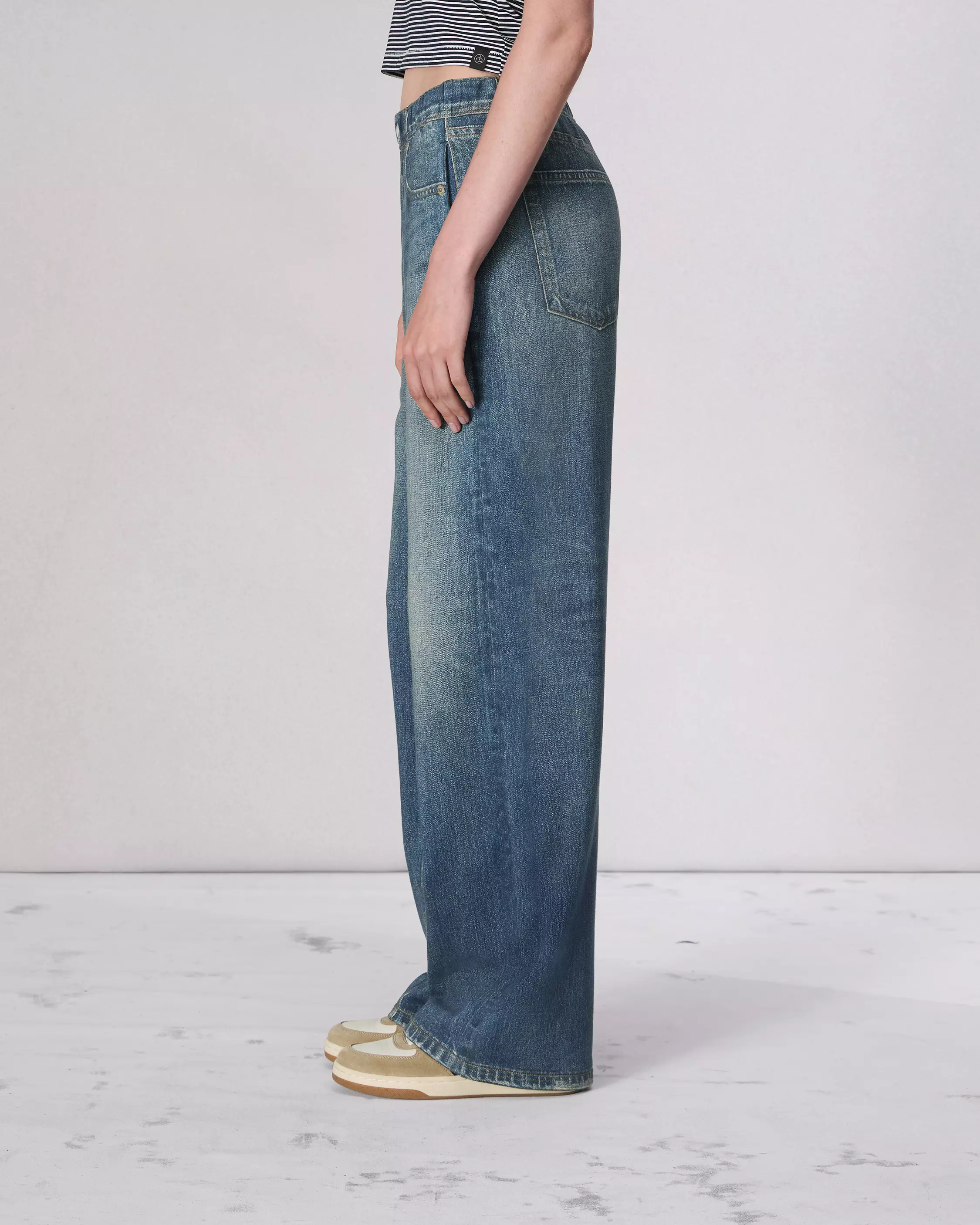 Relax Fit Sweat Denim – Vintage Wash