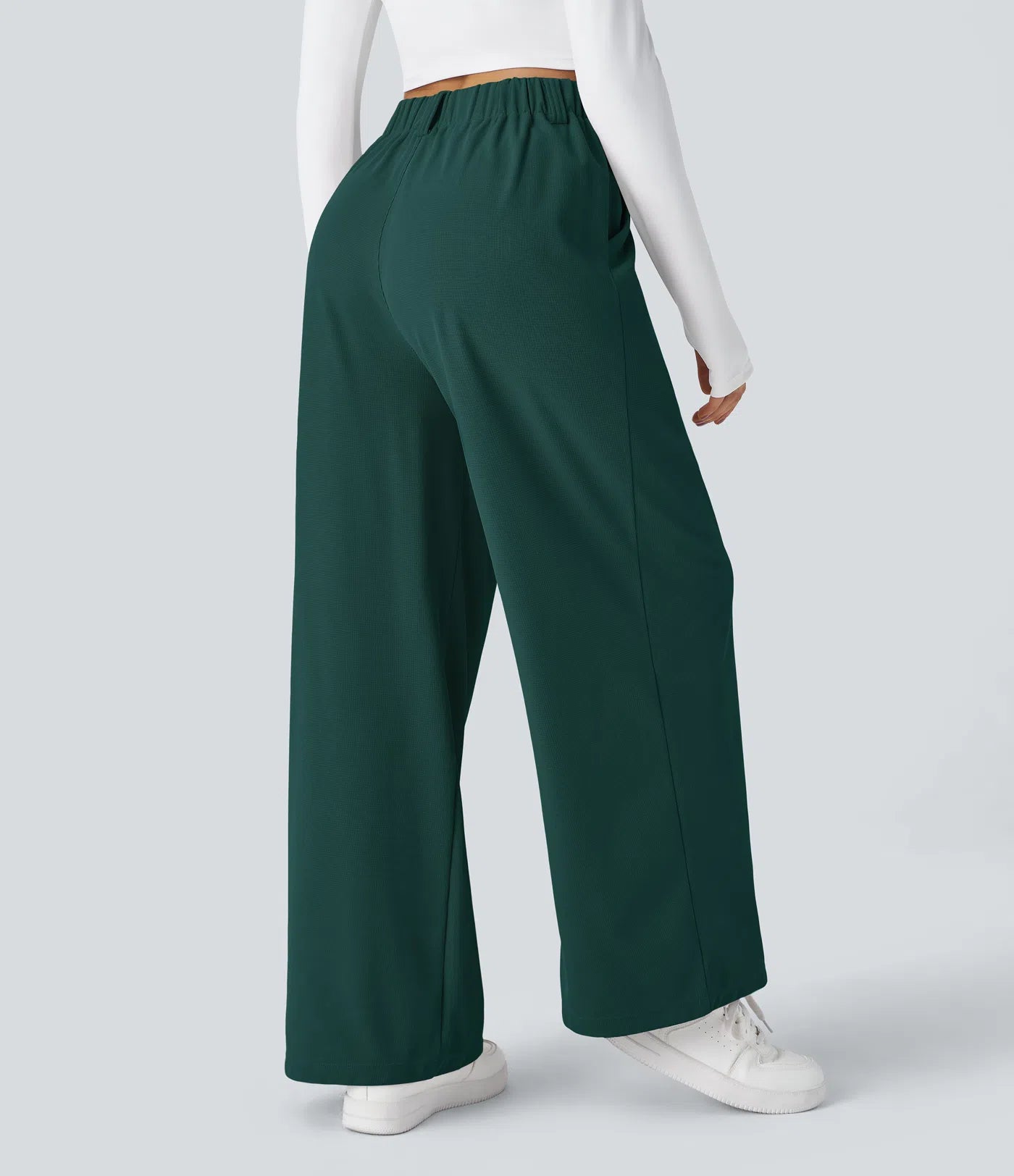 Embossed Wide-Leg Tailored Pants – High-Waist Fit