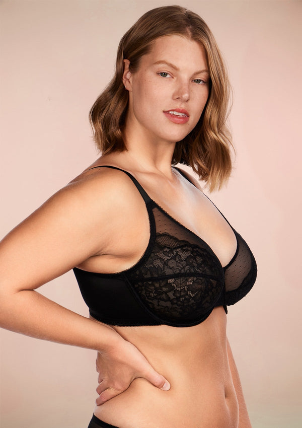 (Cardi B recommends)Enchante Lace Black Underwire Bra Set