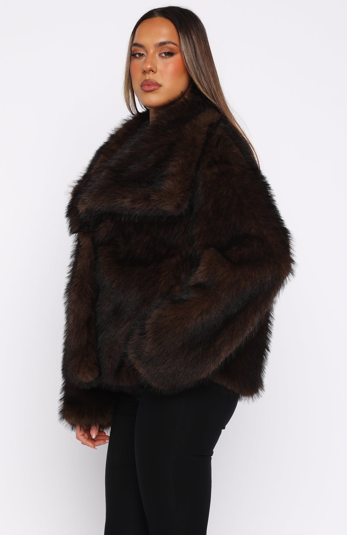 Plush Faux-Fur Jacket – Oversized Collar, Luxe Soft Touch