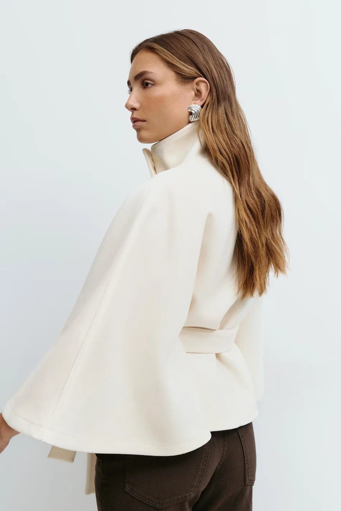Belted High-Neck Cape – One Size Oversized Fit
